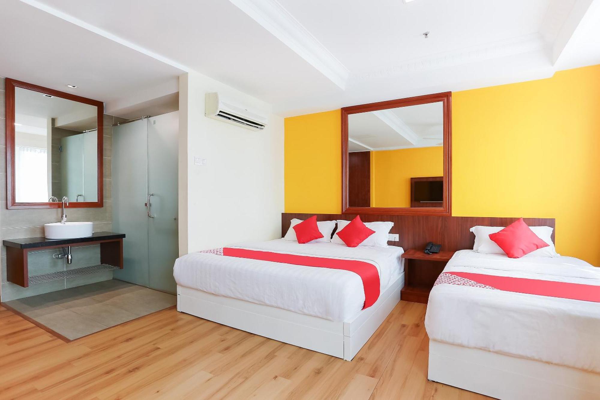 โรงแรมซุปเปอร์คาวบอย Malacca ภายนอก รูปภาพ