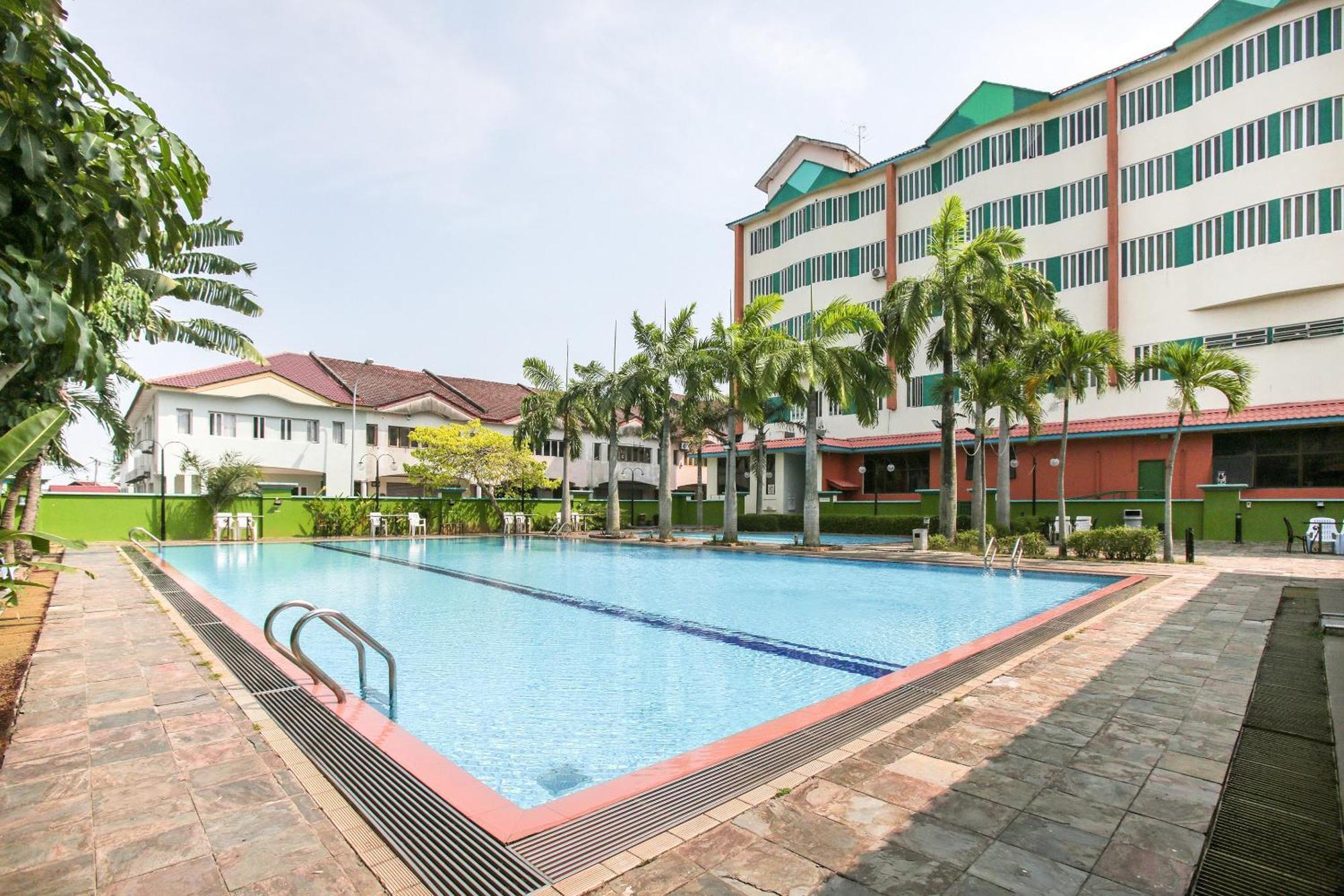 โรงแรมซุปเปอร์คาวบอย Malacca ภายนอก รูปภาพ