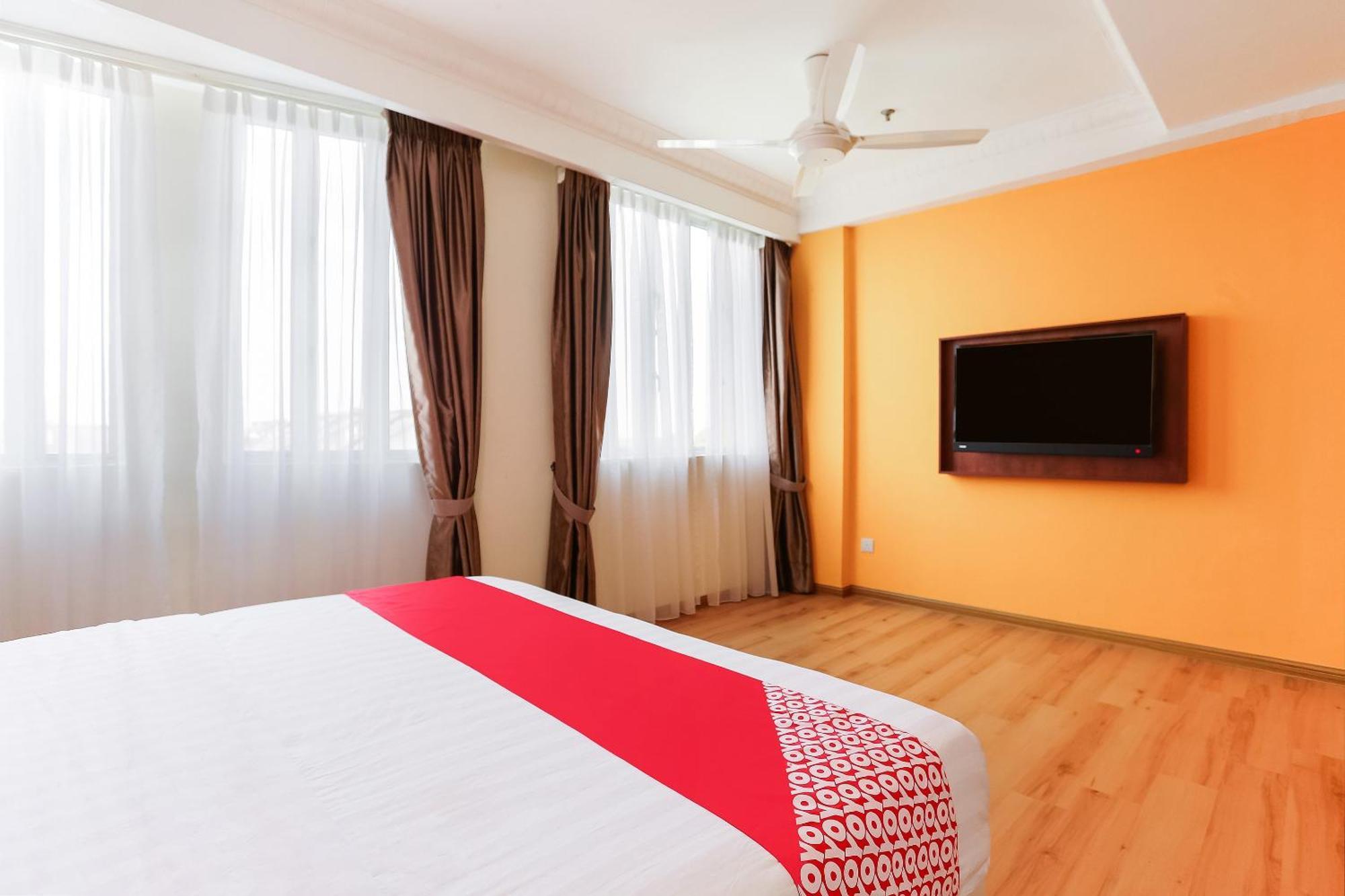 โรงแรมซุปเปอร์คาวบอย Malacca ภายนอก รูปภาพ